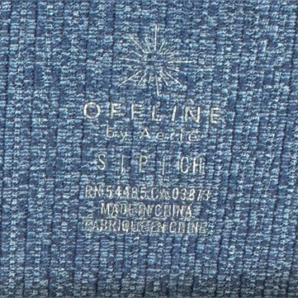 Aerie Offline Sidewalk Seamless Long Sleeve Cropped Blue Top Crewneck Small - Picture 5 of 5